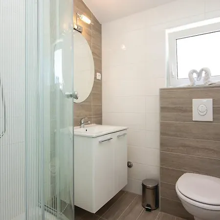 Apartman Laura Vodice